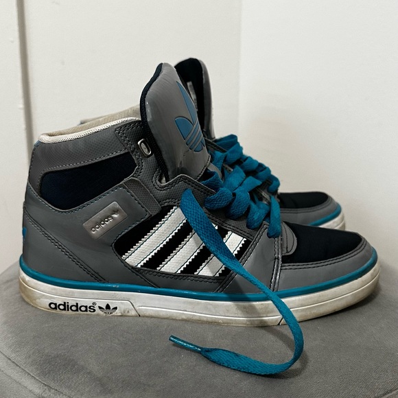Gray and blue high top adidas - Picture 3 of 5